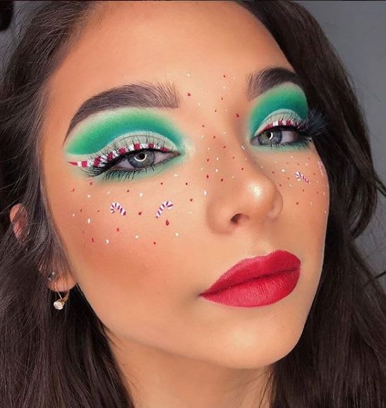 25 Winter Makeup Looks to Get You in the Holiday Spirit