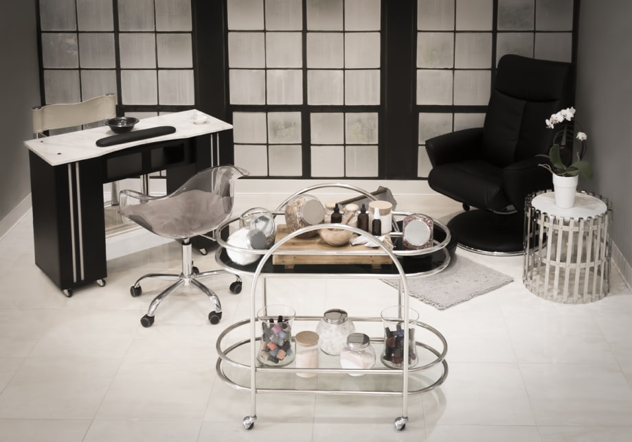 Salons of the Year 2017: One Society