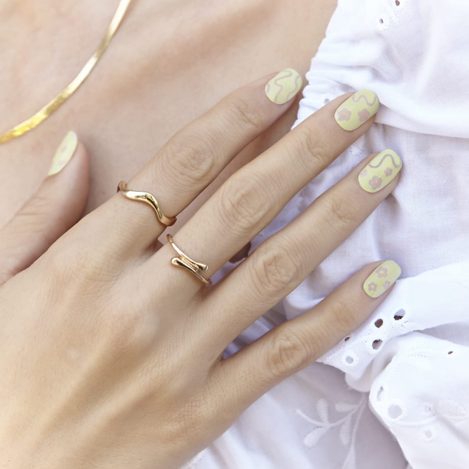 TRENDING: Mod Matcha Green Manis
