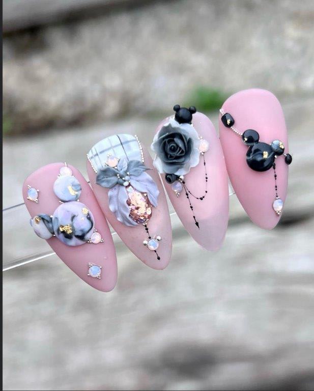 Meet Nail Artist Marie Henchoz, NTNA Finalist!