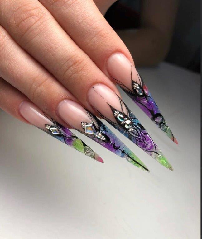Meet Nail Artist Marie Henchoz, NTNA Finalist!