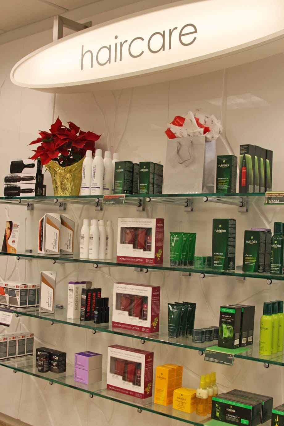 Mario Tricoci Salon in Old Orchard Mall Re-opens With New Design