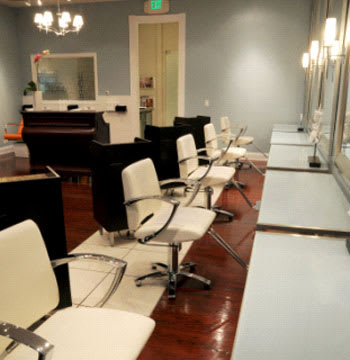 Markus -- A Salon for Men and Women