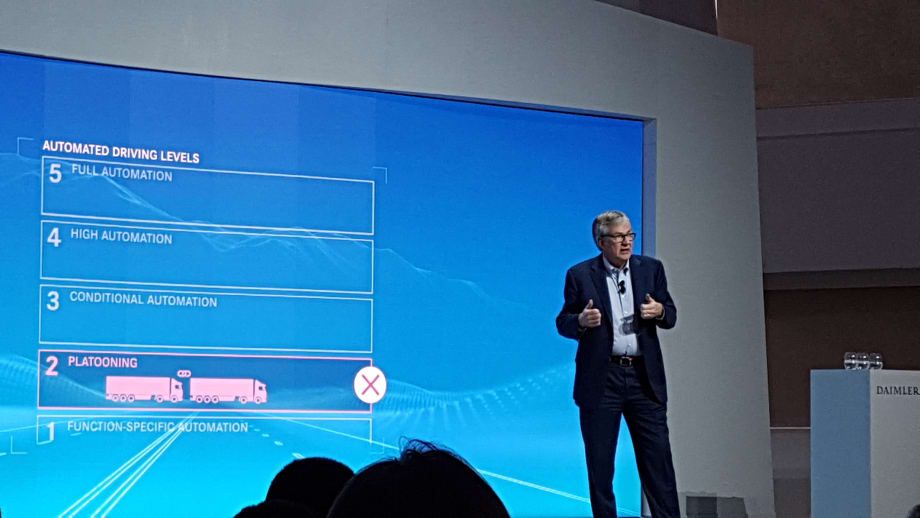 Daimler Nixes Platooning, Focuses on Automation