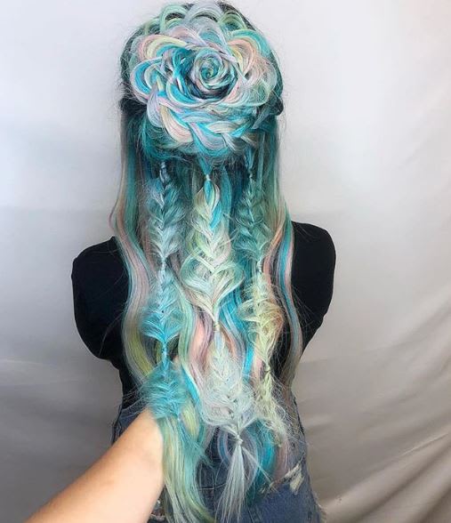 31 Blue Looks to Brighten Your Day