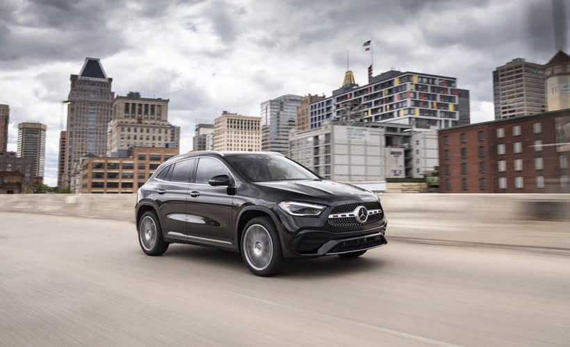 Mercedes-Benz Announces 2021-MY Fleet Incentives