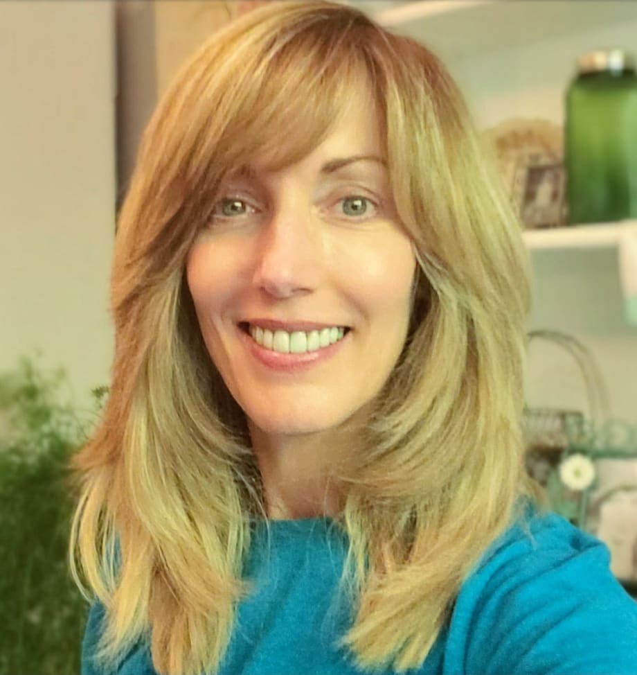 2019 MODERN SALON 100: Melanie Sorrow @melaniesorrowhair