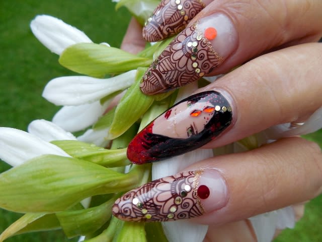 Mehndi Bride Nail Art