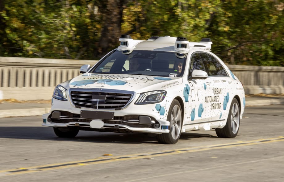 Bosch, Mercedes Launch Driverless Ride-Hailing Service 