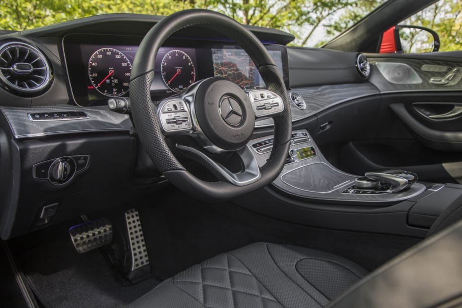 Mercedes-Benz, FCA Set Three Tiers for Subscription Services