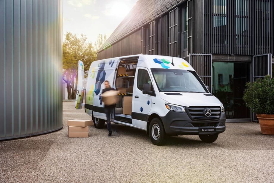 Mercedes-Benz Electrifies Fleet Options with New Sprinter Model