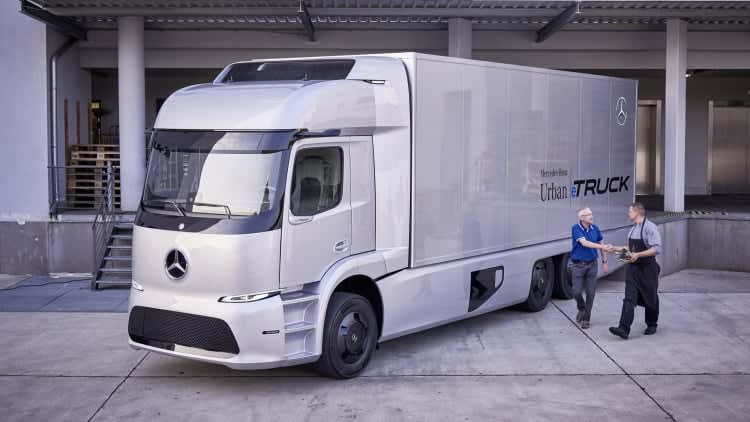 California is About to Charge Up the Electric Truck Market