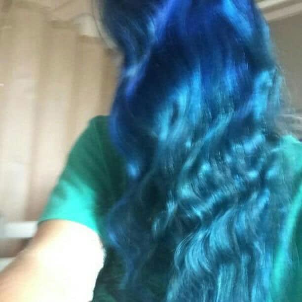 Conquering Chemo: Colorist Creates "Mermaid Hair" in Hospital Room Makeover