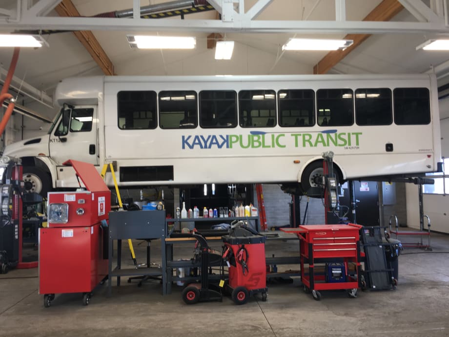 Fleet Management Software Provides Operation-wide Benefits for  Bus Fleets