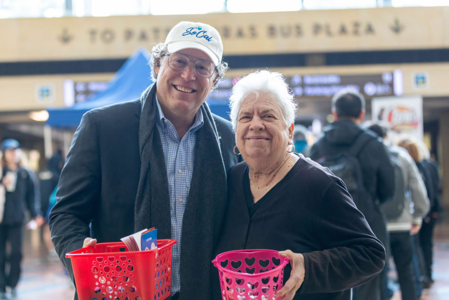 Southern California's Metrolink Celebrates Customer Appreciation Day