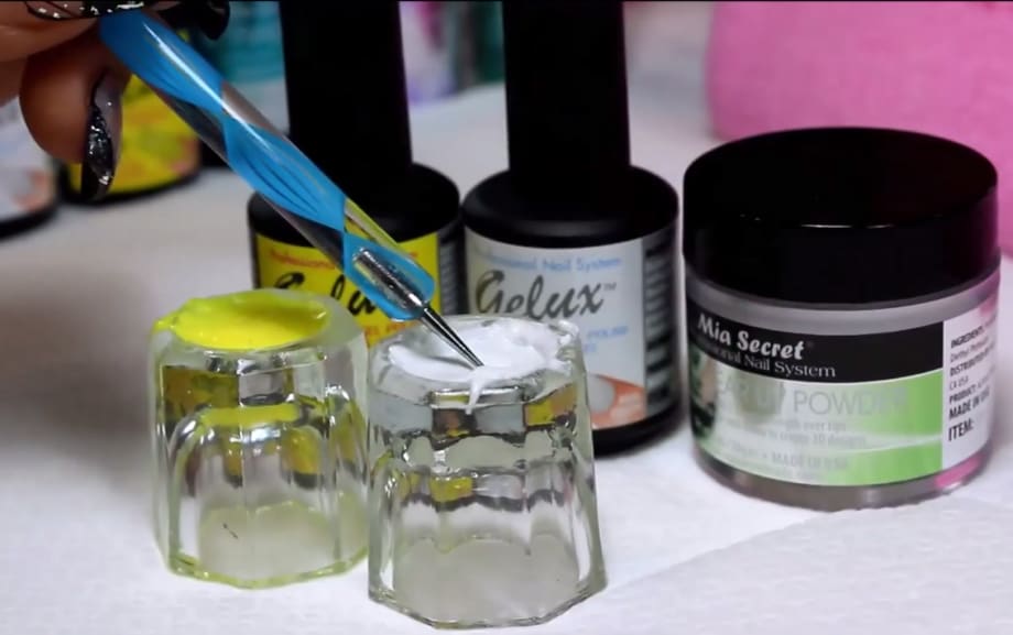 Demo: Mia Secret's Dual Clear UV Powder