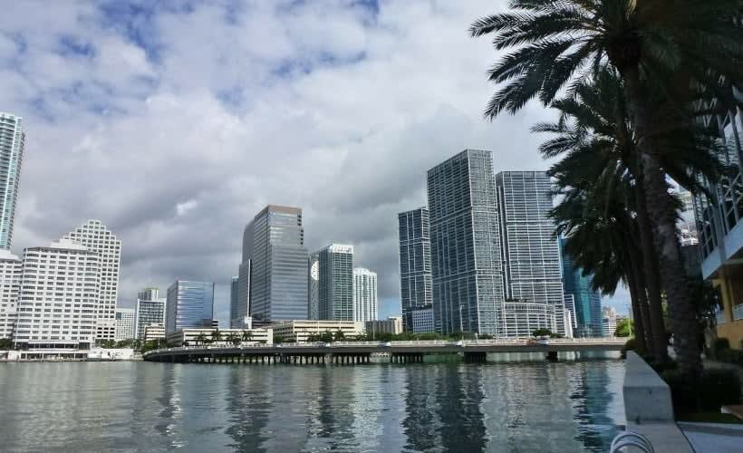 Florida Bans Texting and Driving