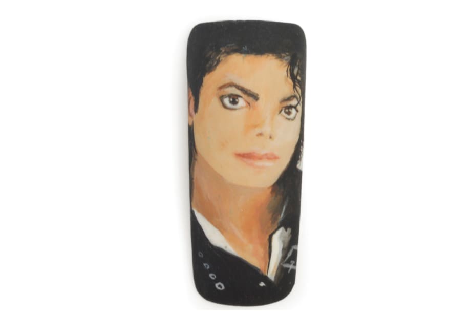 Celebrity Face Off Contest 2015: Paying Homage to a Musical Muse