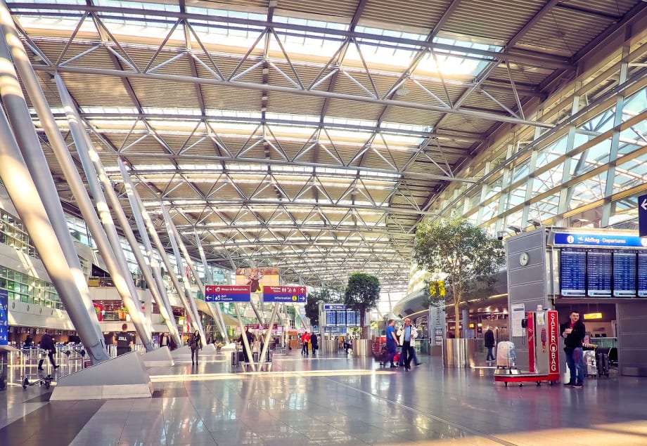 Coronavirus Disrupts International Travel