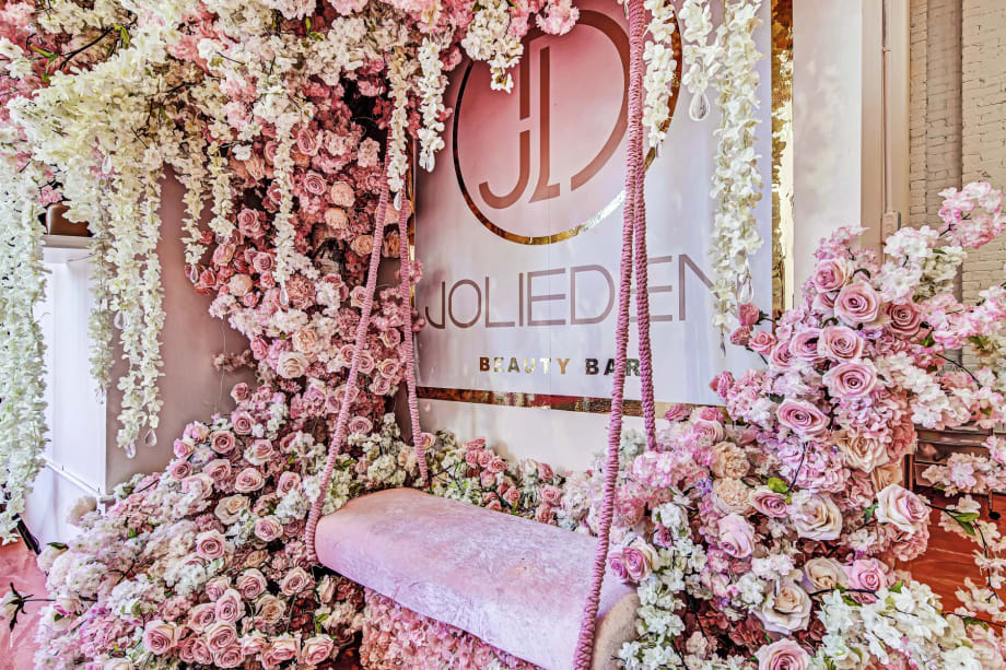 How Salon Design Can Drive Social Media Engagement