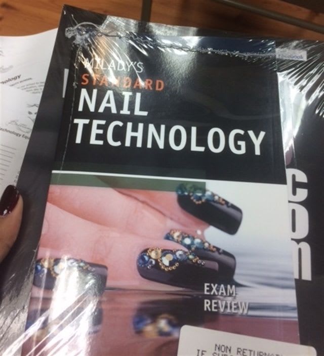 Kentucky Reduces School Hours for Nail License