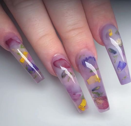 Trendy Milk Bath Nail Art