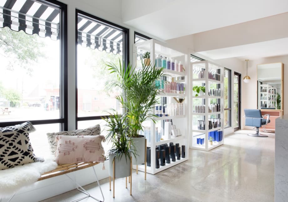 Salon Today 200: Mirror Mirror Salon Lives Its #mirrormirrorstrong Branding