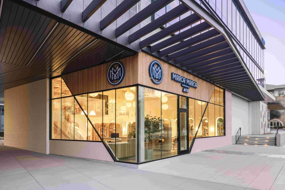 Mirror Mirror's Innovative and Fresh Salon Design