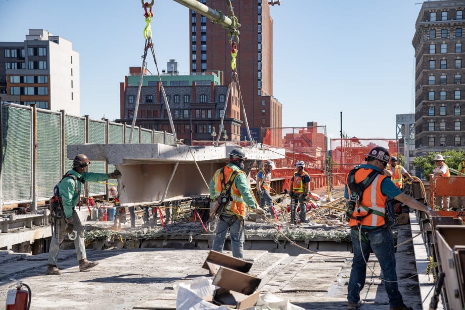 MTA Replaces First Segment of Park Avenue Viaduct Without Disrupting Metro-North Railroad Service 