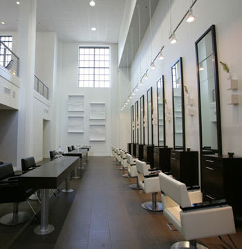 Salon of Distinction: Moda Salon Spa