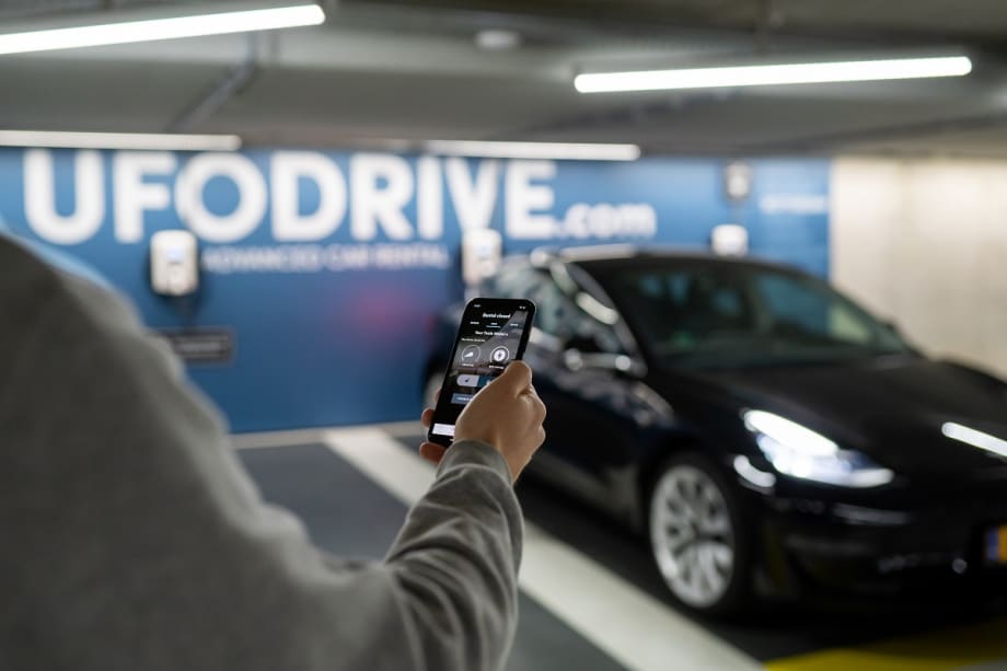 UFODrive Partners with CarTrawler on EV Rentals
