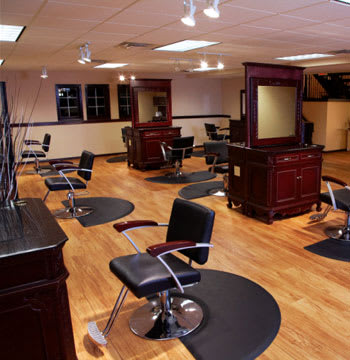 Monique's Salon