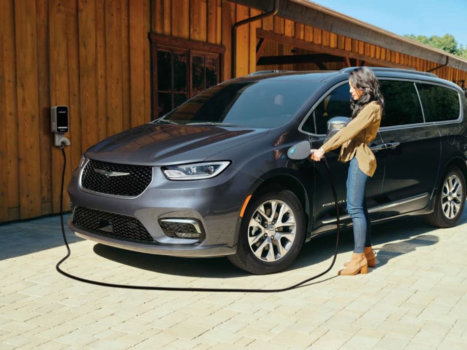How To Reimburse Electric Vehicle Drivers for Charging at Home 