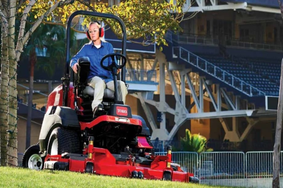 John Deere Expands P-Tier Compact Wheel Loader Lineup
