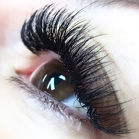 Product Spotlight: NovaLash American Volume Lashes