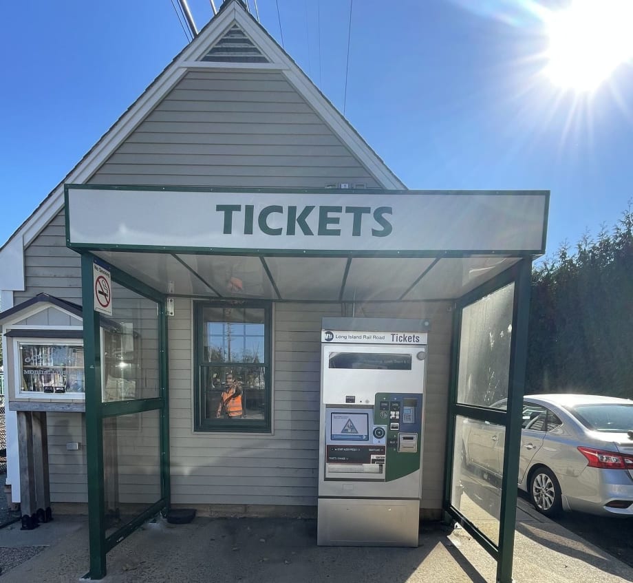New LIRR and Metro-North Ticket Machines Enhance Rider Experience