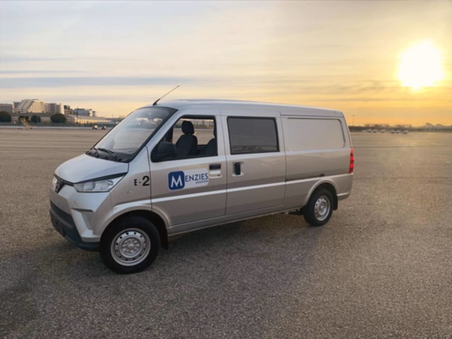 Mullen Automotive Pilots Electric Vans at LAX