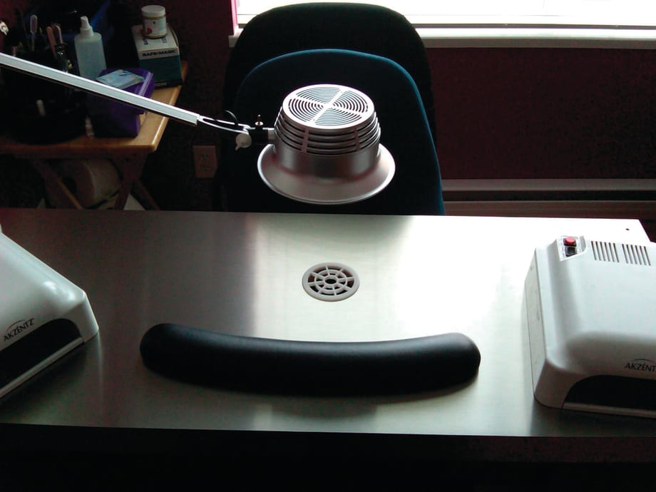 8 Real Manicure Station Set-Ups