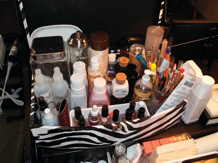 8 Real Manicure Station Set-Ups