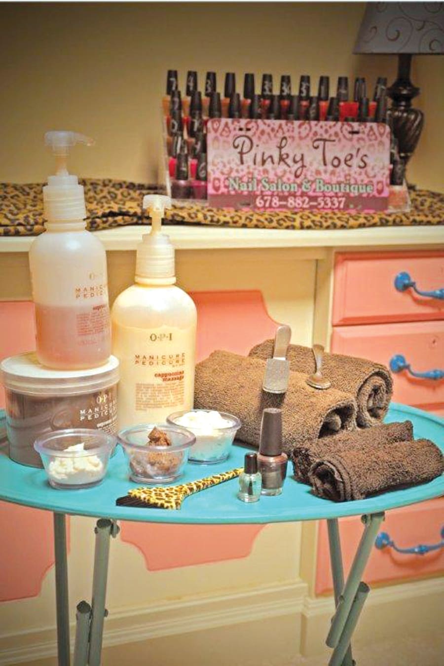 Signature Cappuccino-Espresso Spa Pedicure