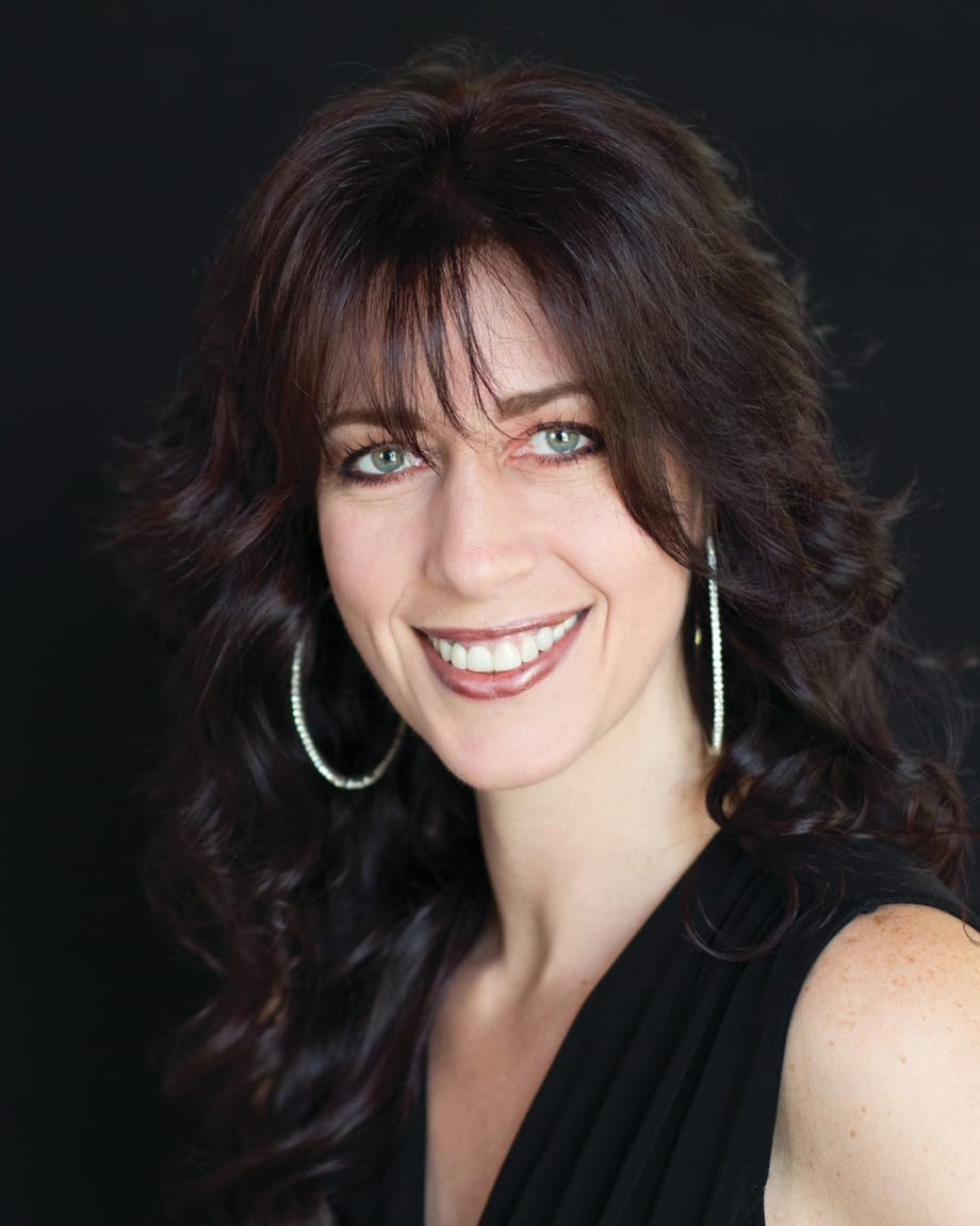 Four Gel Application Tips From Amy Becker of Masterworks