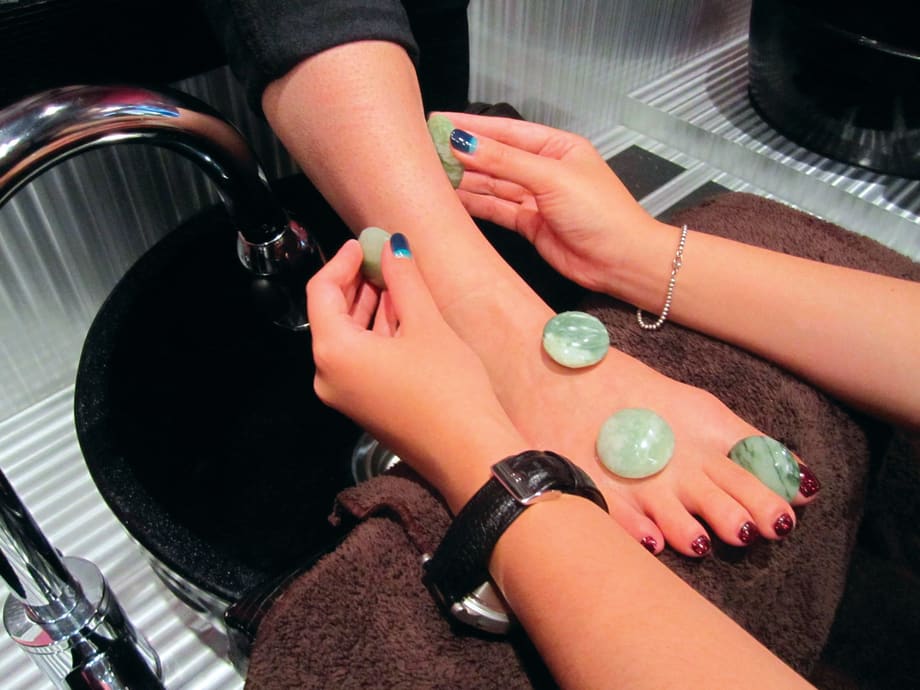 Jade Stone Foot Treatment