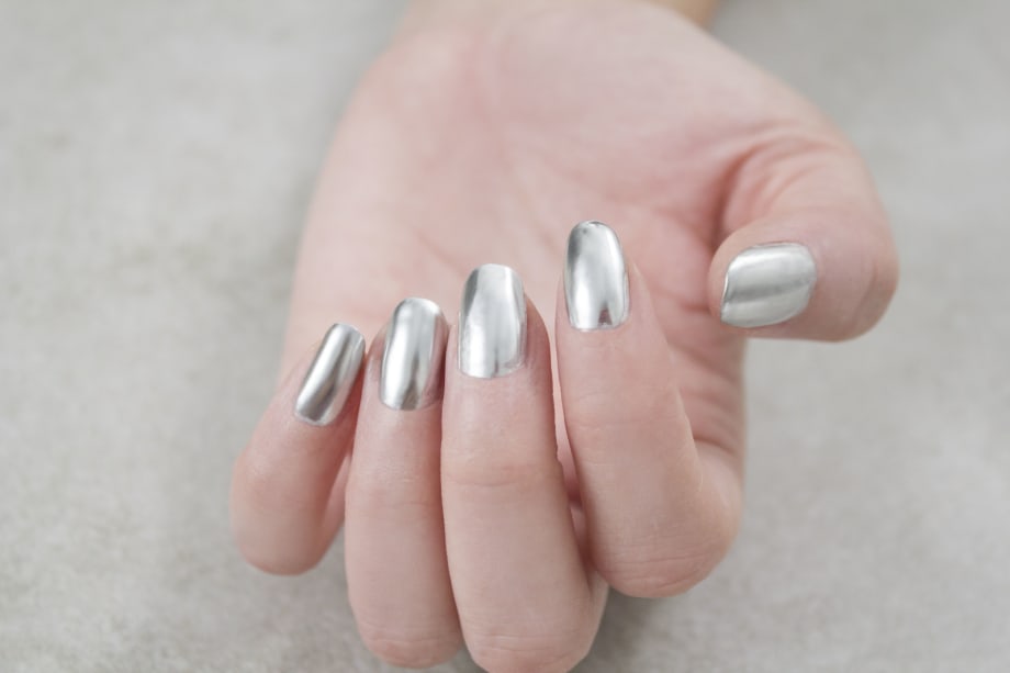Young Nails Chrome Obsession
