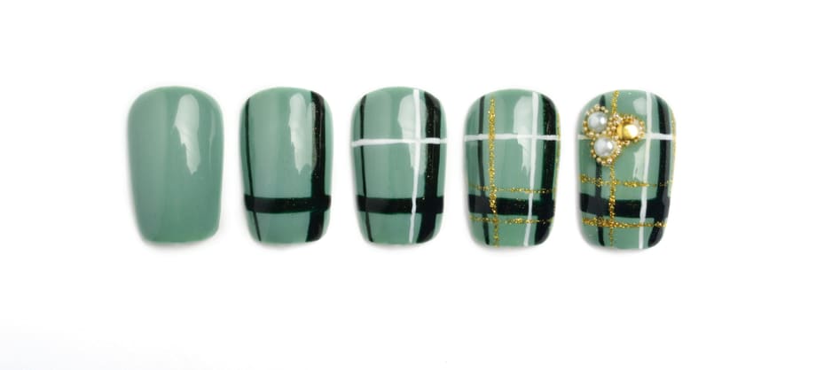 Nail Art Studio: Rad Plaid