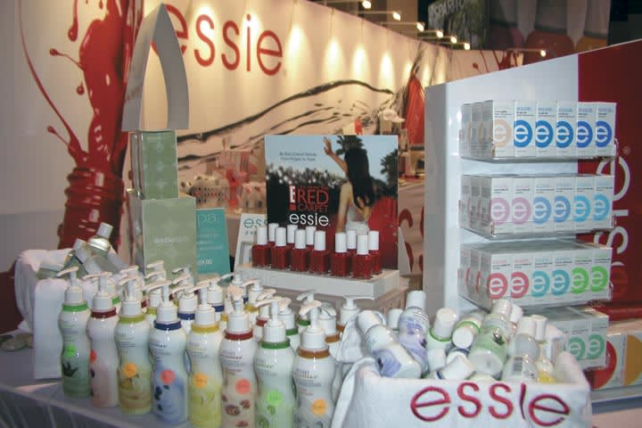 ISSE Show Shines Through the Rain