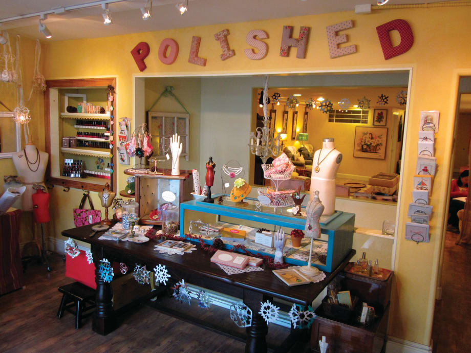 What’s Your Salon Decor Style?