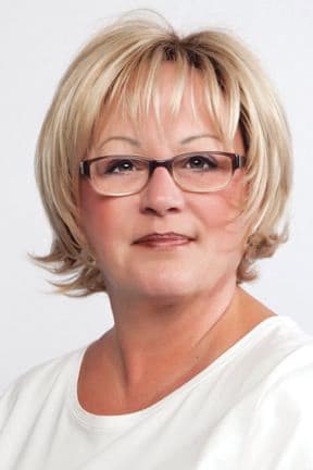 Premiere Features Education by Vicki Peters