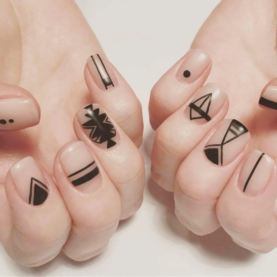 Nail Tech Thrives in Remote Reykjavík, Iceland