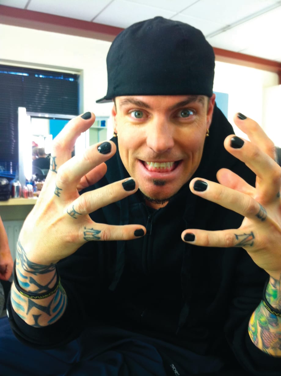 Vanilla Ice Dons Black Minx
