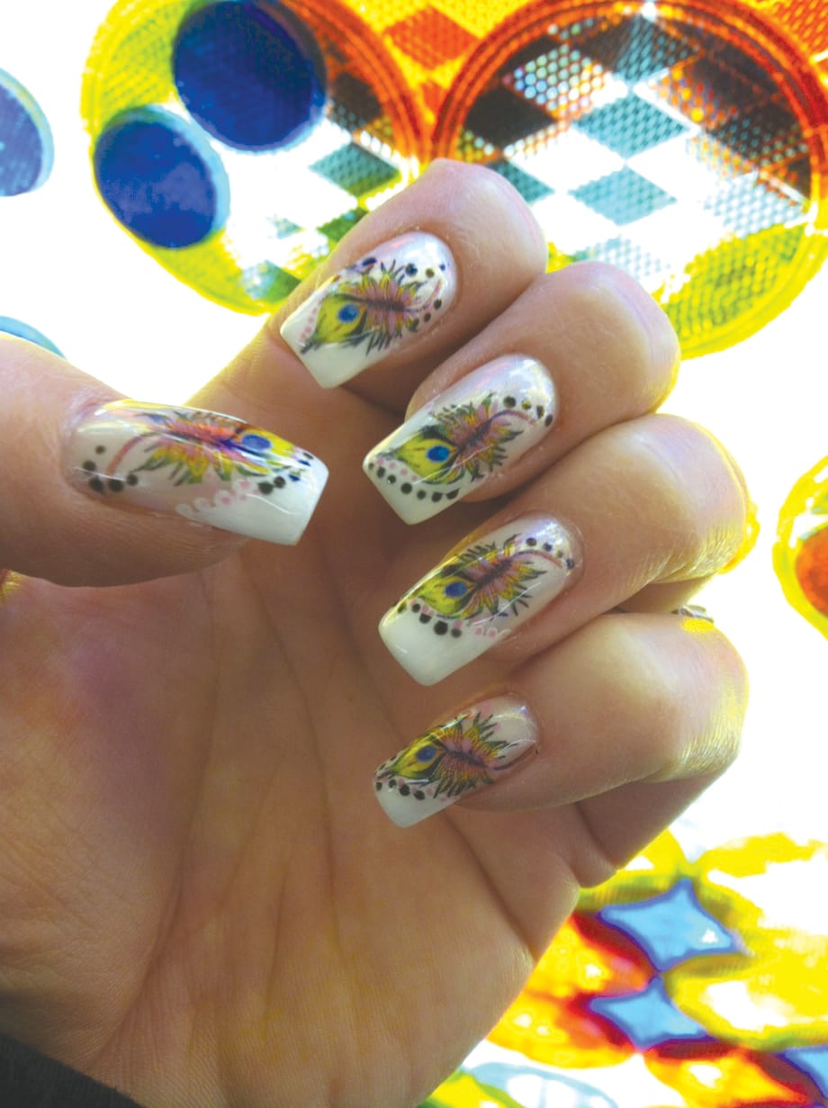 The Decal Gal: Applying Decals For Nail Art